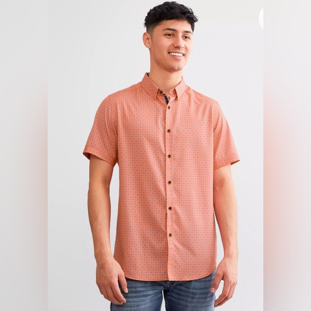Exclusive Standard Performance Stretch Shirt
J.B. HOLT
Price $59.95